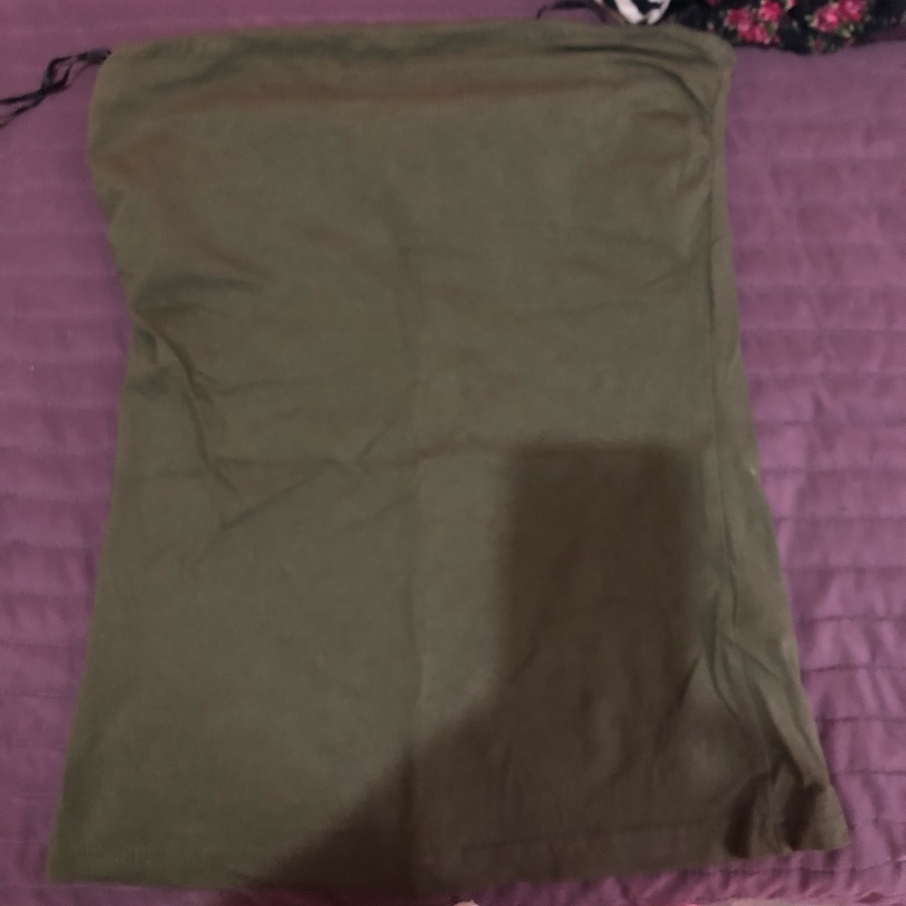 Strapless basic top